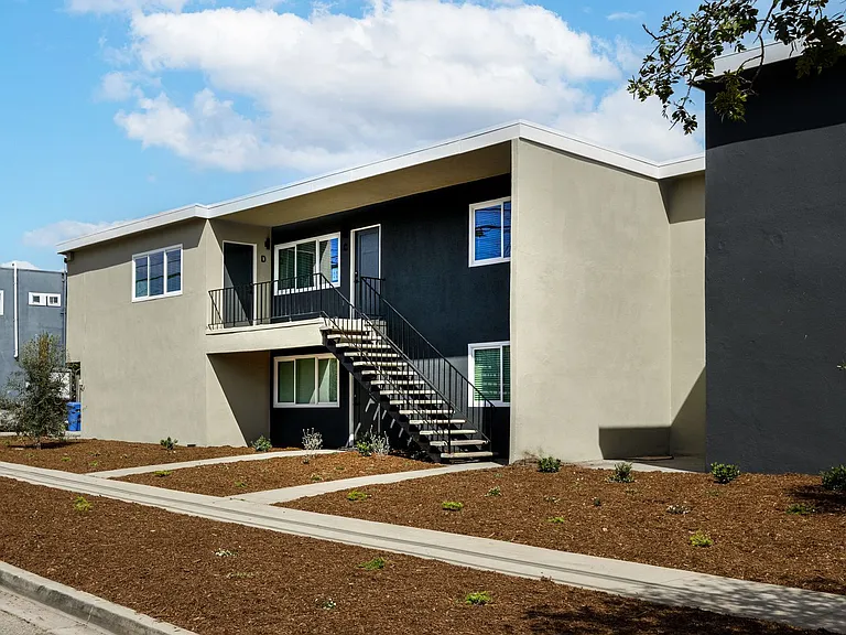 1307 Amethyst St — Photo 1