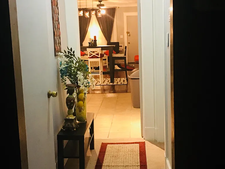 Kendale Ave — Photo 10