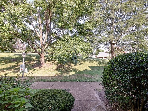 4th image of 1517 Brentwood Pointe