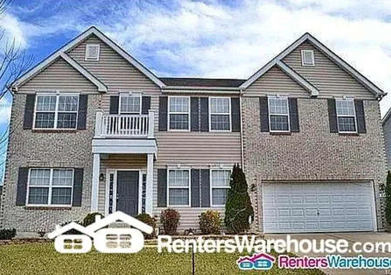 Spacious 4 bed 4 bath home in great neighborhood - coming soon! — Photo 1