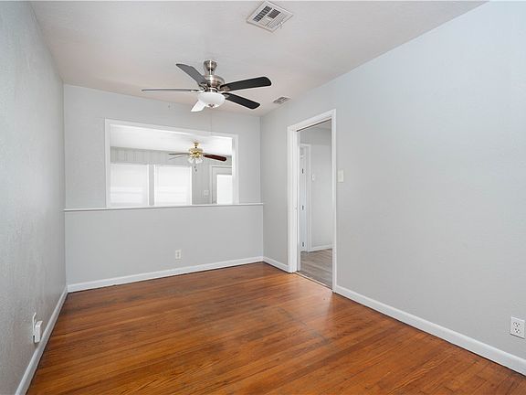 5th image of 909 Rosedale Dr