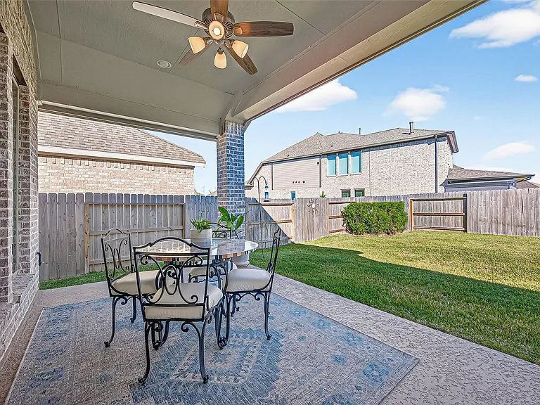 8922 Flounder Ridge Dr — Photo 40