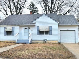 2012 20th St, Rockford, IL 61108