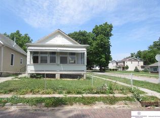 1922 N 25th St, Omaha, NE 68111