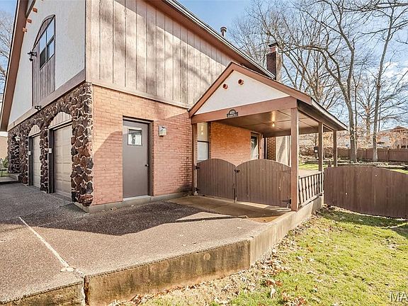 2nd image of 4829 Gatesbury Dr