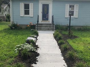 88 Dimmick St, Springfield, MA 01109