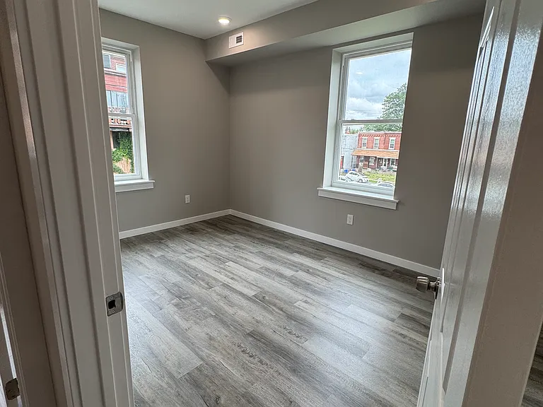 6658 Keystone St #6 — Photo 8