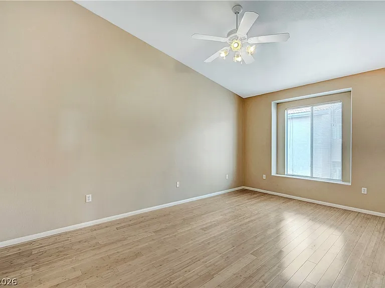 2305 W Horizon Ridge Pkwy #2423 — Photo 19