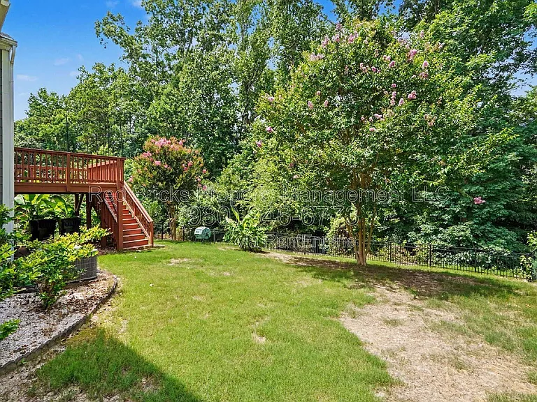 655 Brookhaven Dr — Photo 30
