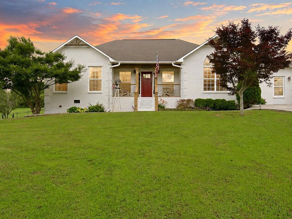 1st image of 40 Sydney Dr