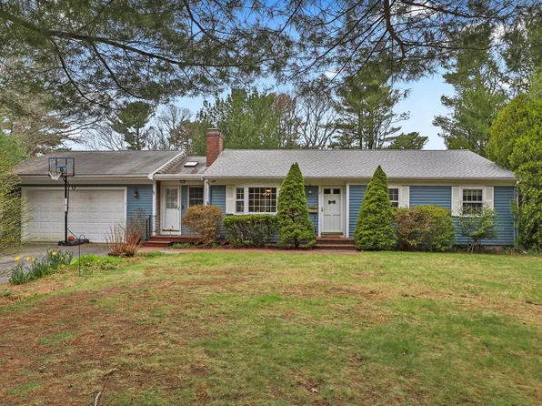 3 Lietrim Circle, Centerville, MA 02632