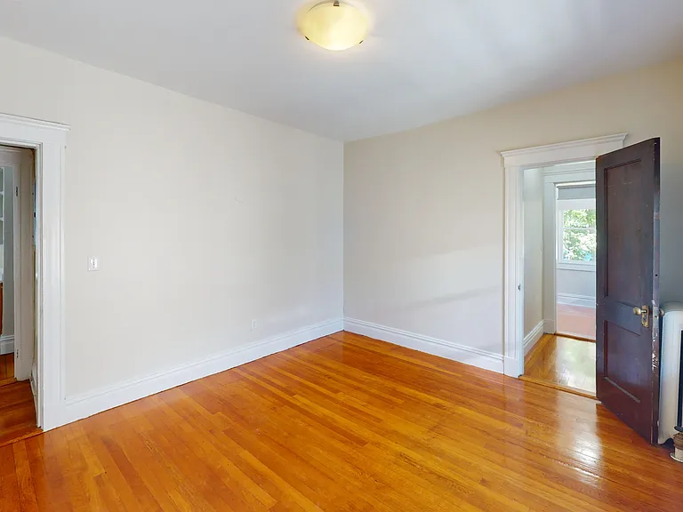 57 Strathmore Rd #6 — Photo 13