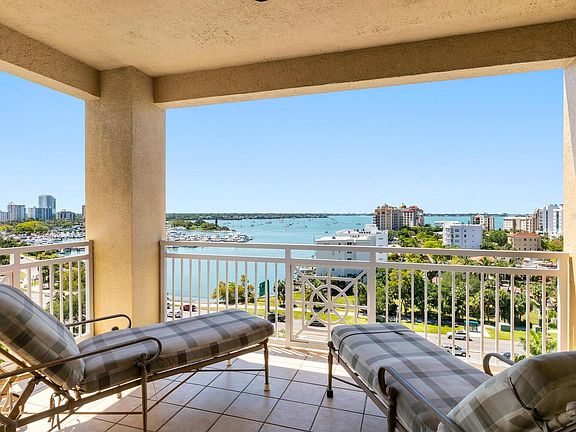 2nd image of 35 Watergate Dr Suite 902