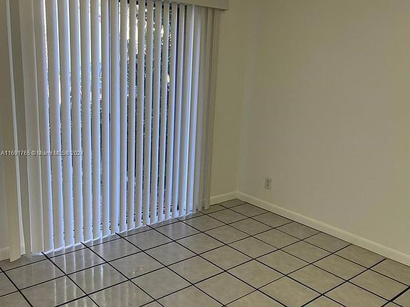 3rd image of 793 Crystal Lake Dr #793