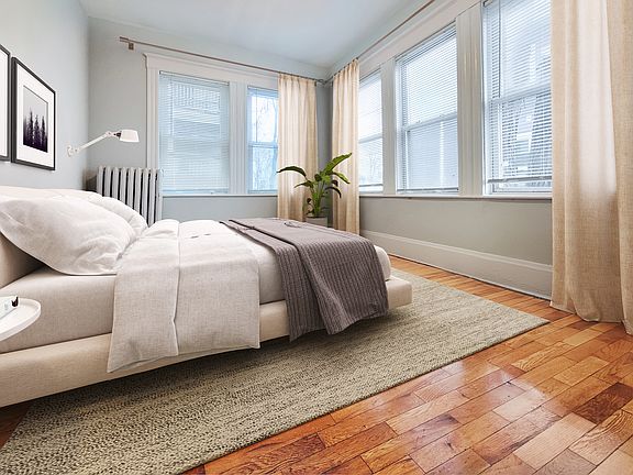 4th image of 39 Juniper St #3