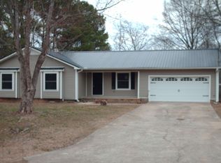 767 Timber Way, Weaver, AL 36277