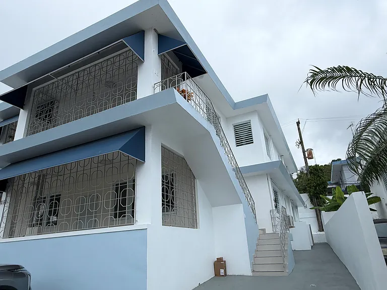 414 Calle Duay — Photo 2