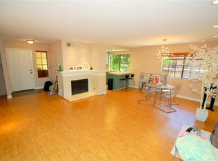 1925 Anaheim Ave #4, Costa Mesa, CA 92627