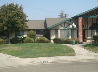 4040 W Robinwood Ct, Visalia, CA 93291