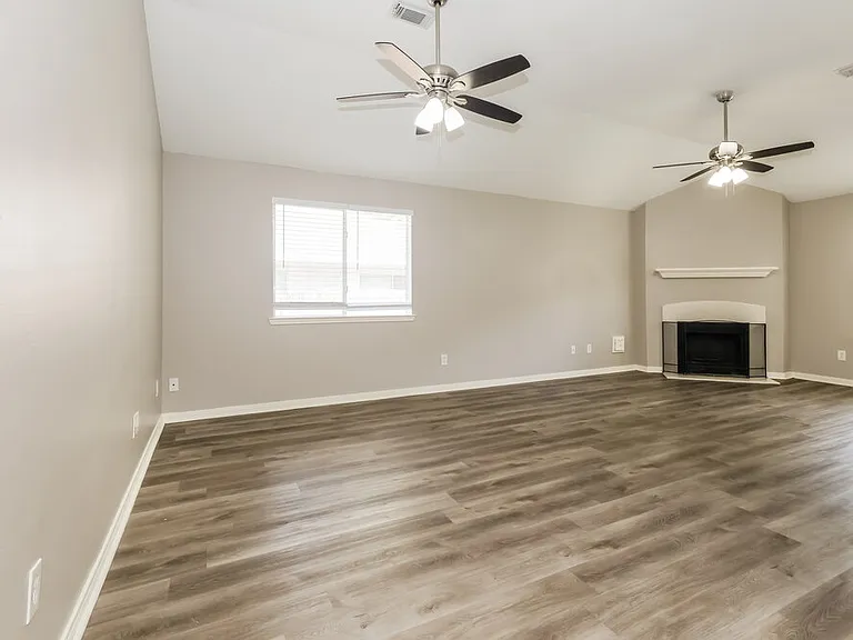 12080 La Salle River Rd — Photo 3