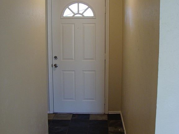 4th image of 3015 Tangiers Dr