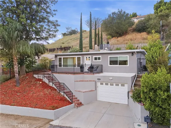 10645 Turnbow Dr, Sunland, CA 91040