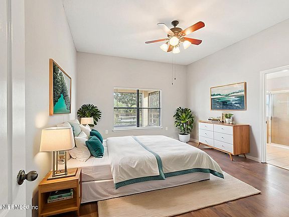 3rd image of 13186 TOM MORRIS Drive