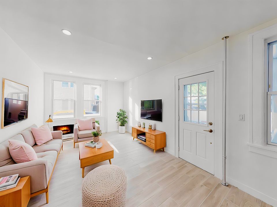 1st image of 3627 215th St #1