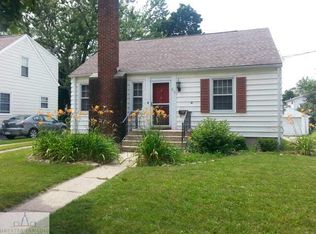 815 Newton St, Lansing, MI 48912