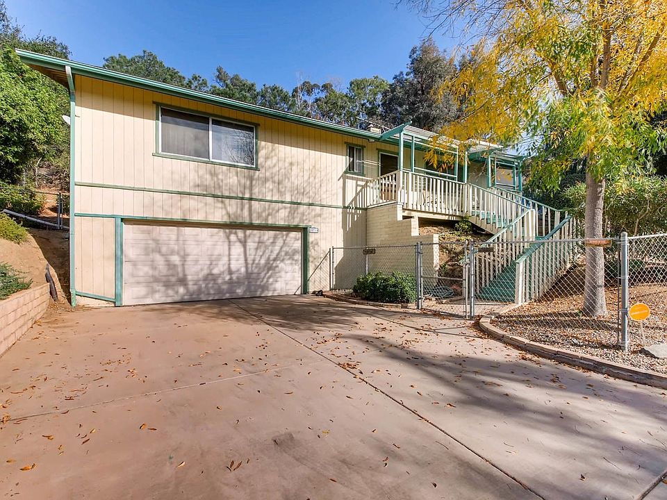 1st image of 25719 Willow Ln