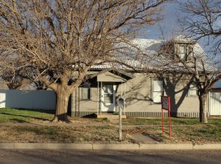 130 N Floyd Ave, Tulia, TX 79088
