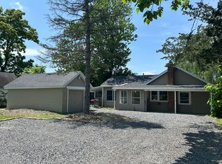 117 Joslen Blvd, Hudson, NY 12534