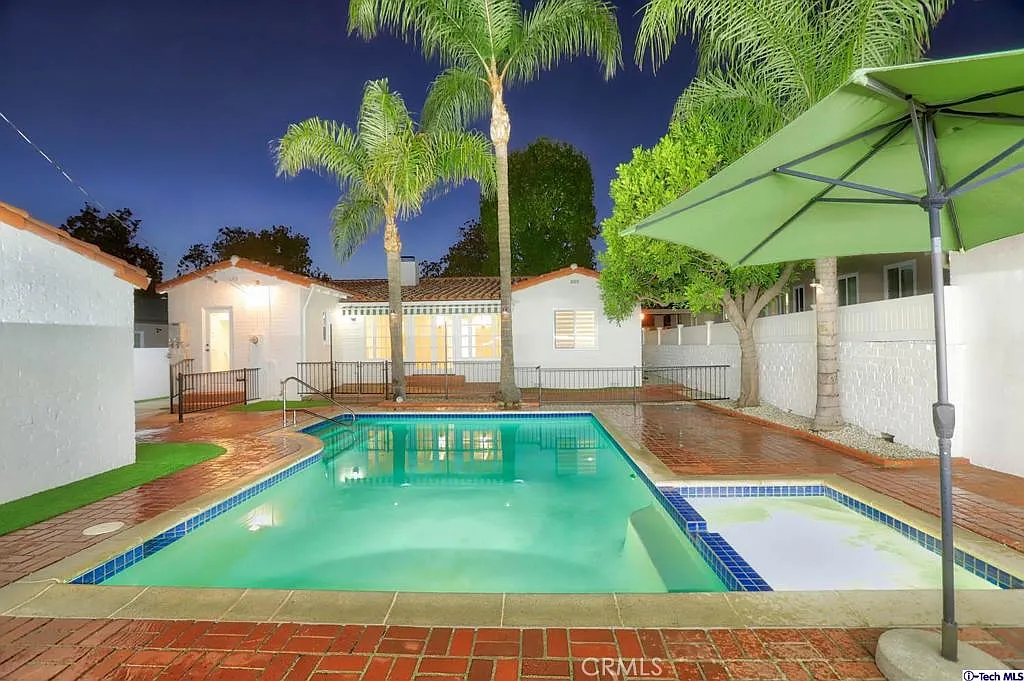 3 bed, 2.0 bath, 1757 sqft, $7,500 — Photo 3