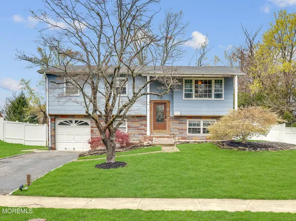15 Ralph Place, Jackson, NJ 08527