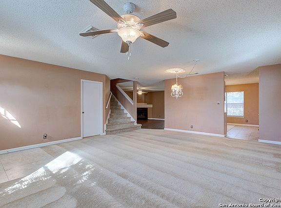 4th image of 2918 Dixon Plain Dr