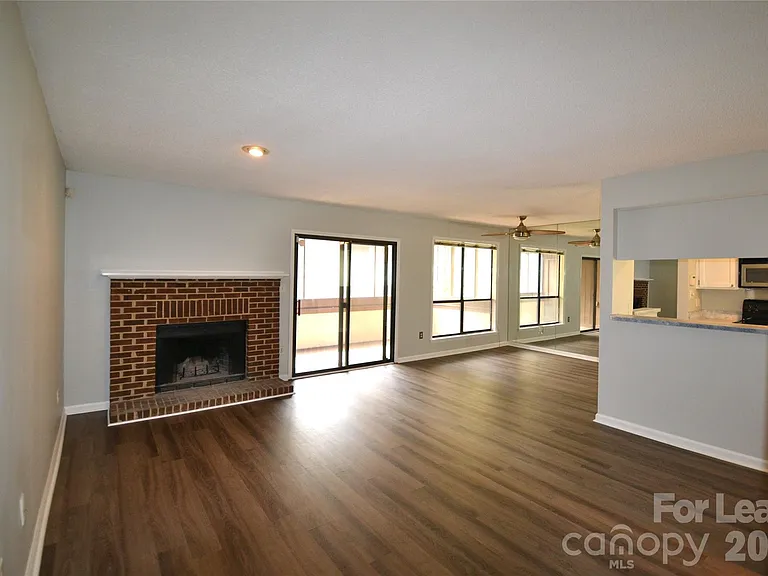7124 Winery Ln — Photo 4