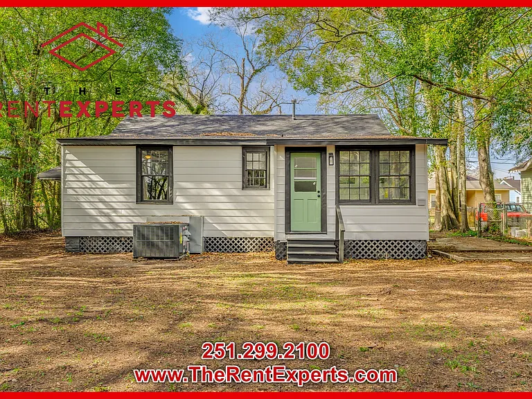 561 Tuttle Ave — Photo 9