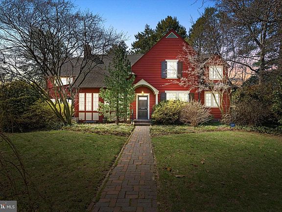 2nd image of 216 Orchard Rd