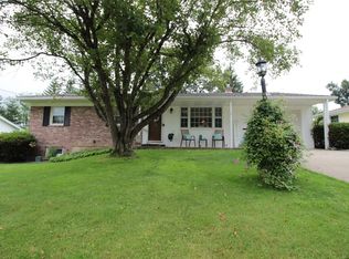 1022 Southern Pines Dr, Endwell, NY 13760