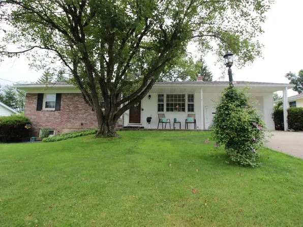 1022 Southern Pines Dr, Endwell, NY 13760