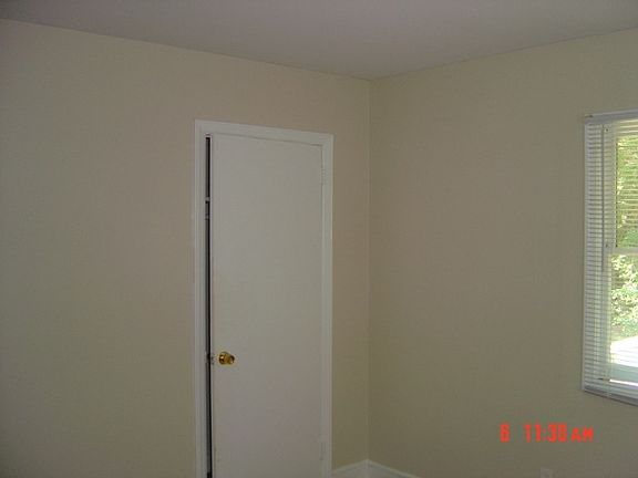 4th image of 2609 E Bessemer Ave