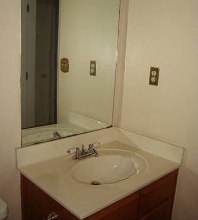 5th image of 7416 Black Oak Dr