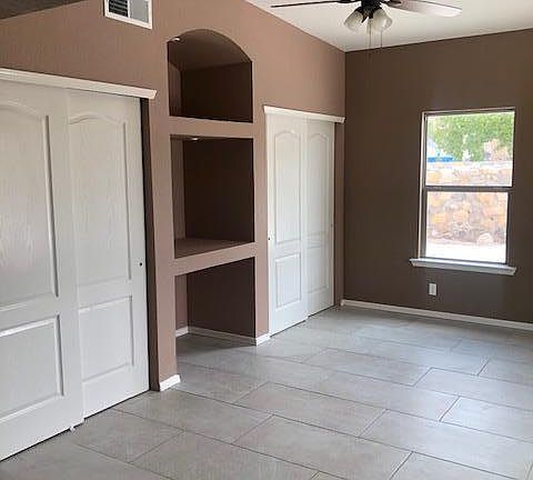 5th image of 14089 Sandy Rock Dr