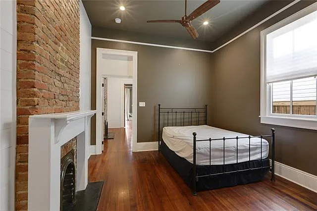 3439 Baronne St — Photo 9