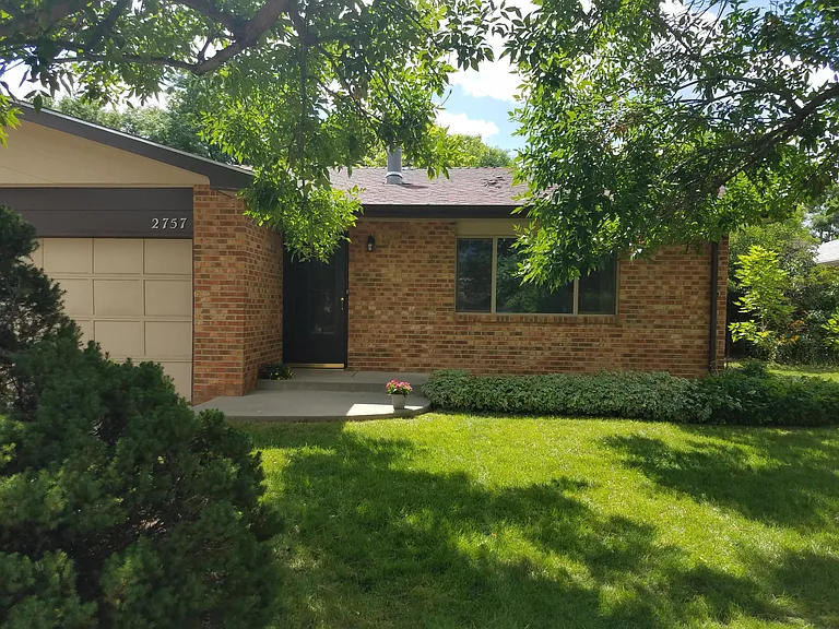 2757 N Gilpin Ave — Photo 2