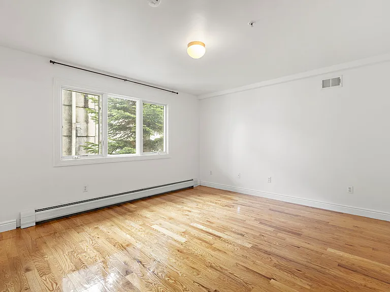 254 Division St #1R — Photo 9