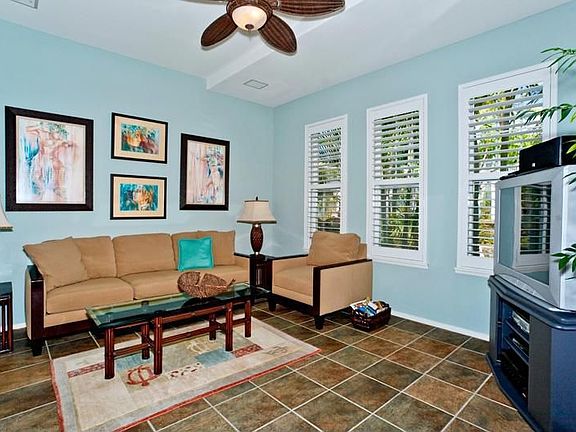 2nd image of 92-1220 Olani St APT 2