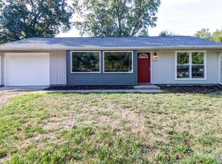 3201 Ridgewood Dr, Champaign, IL 61821