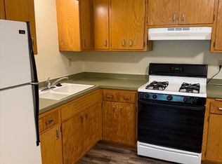 N143W6181 Pioneer Rd #6, Cedarburg, WI 53012