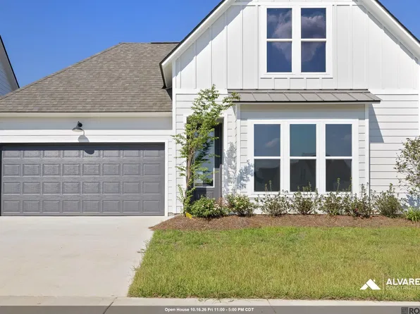 1739 Seawolf Dr, Saint George, LA 70810